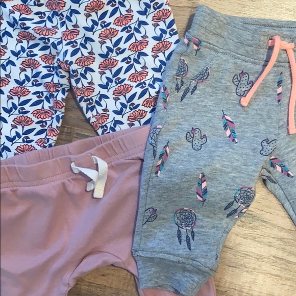 3 pairs of sweat pant/joggers - Picture 2 of 2